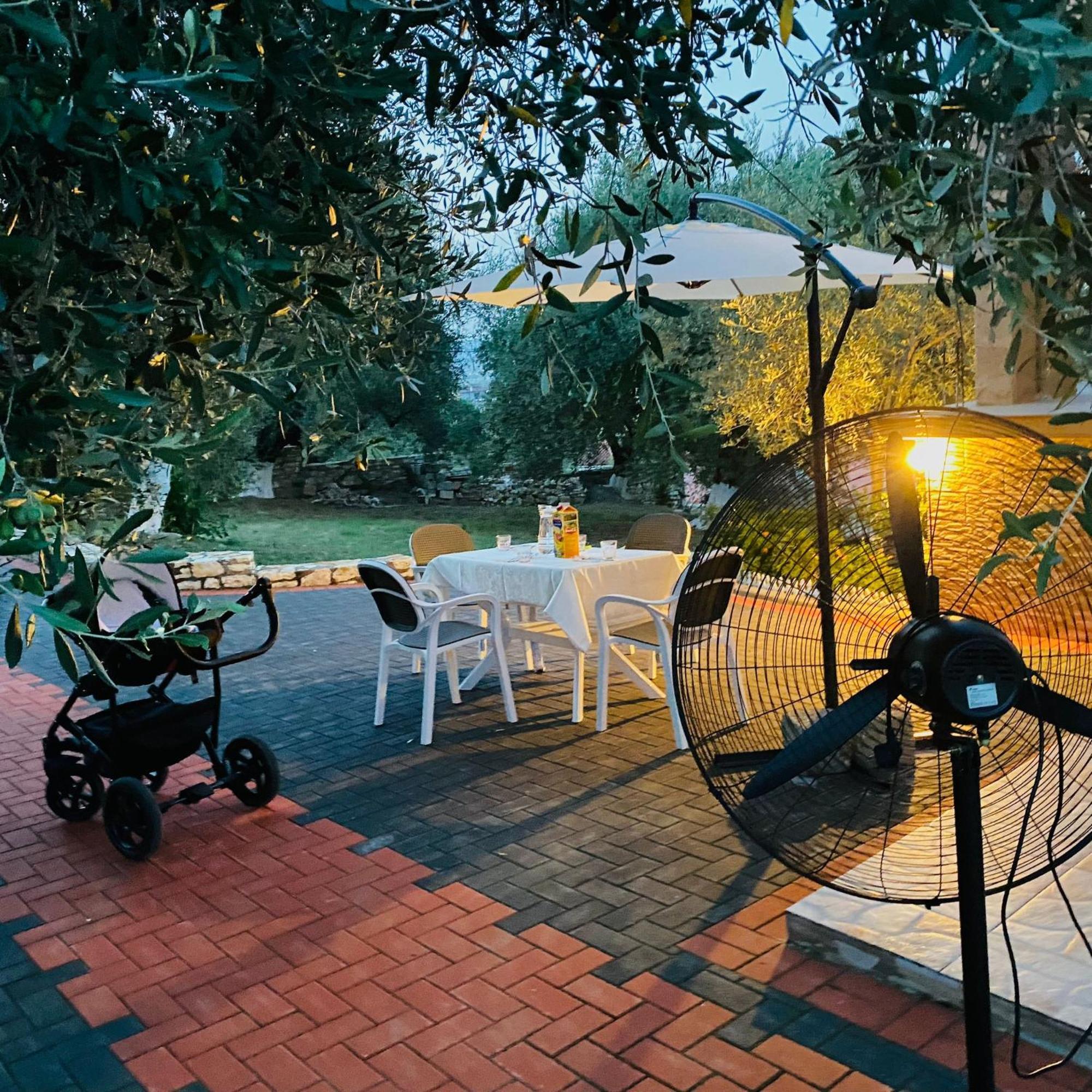 Guesthouse Iljaz Berat Kültér fotó