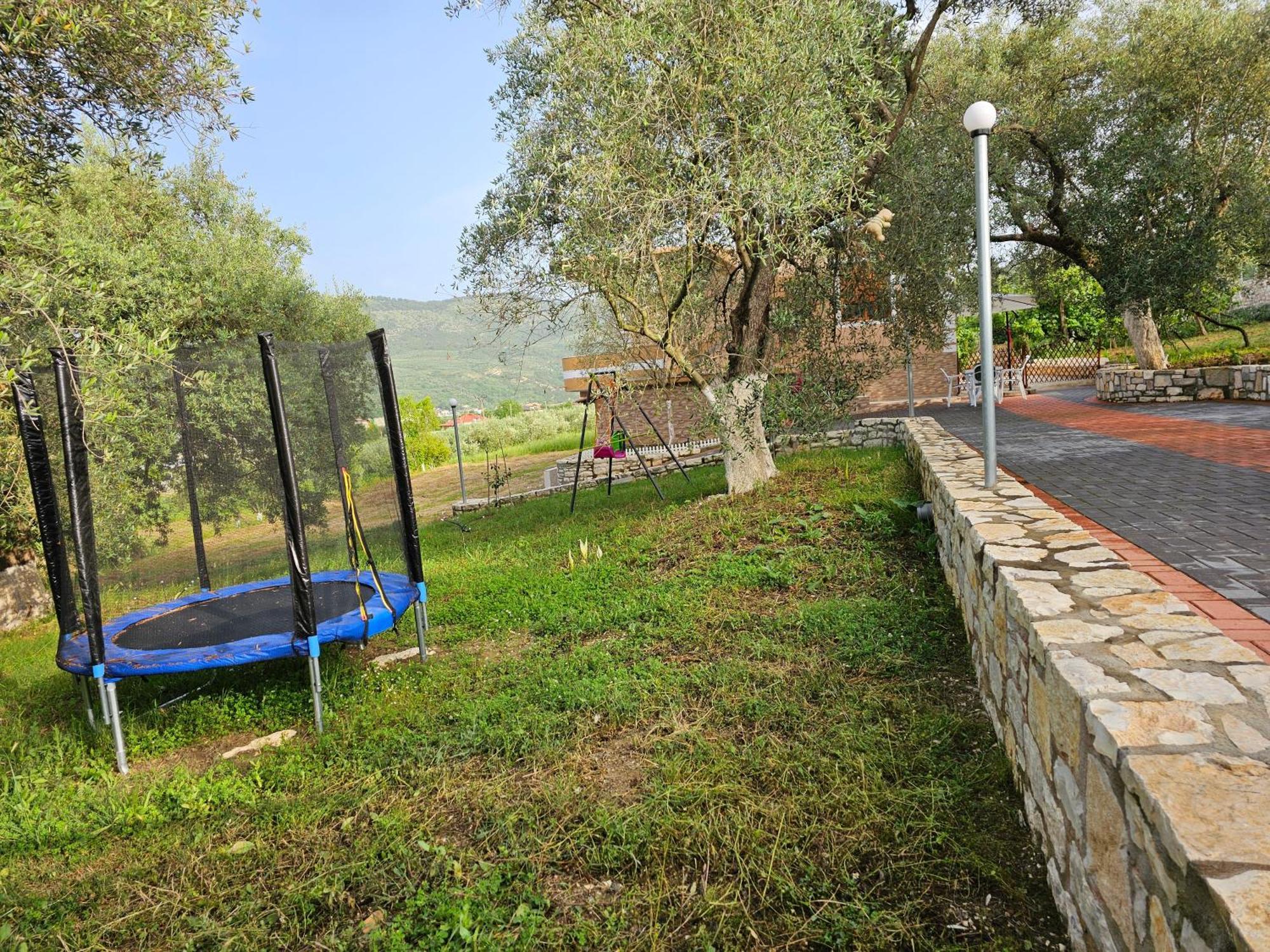 Guesthouse Iljaz Berat Kültér fotó