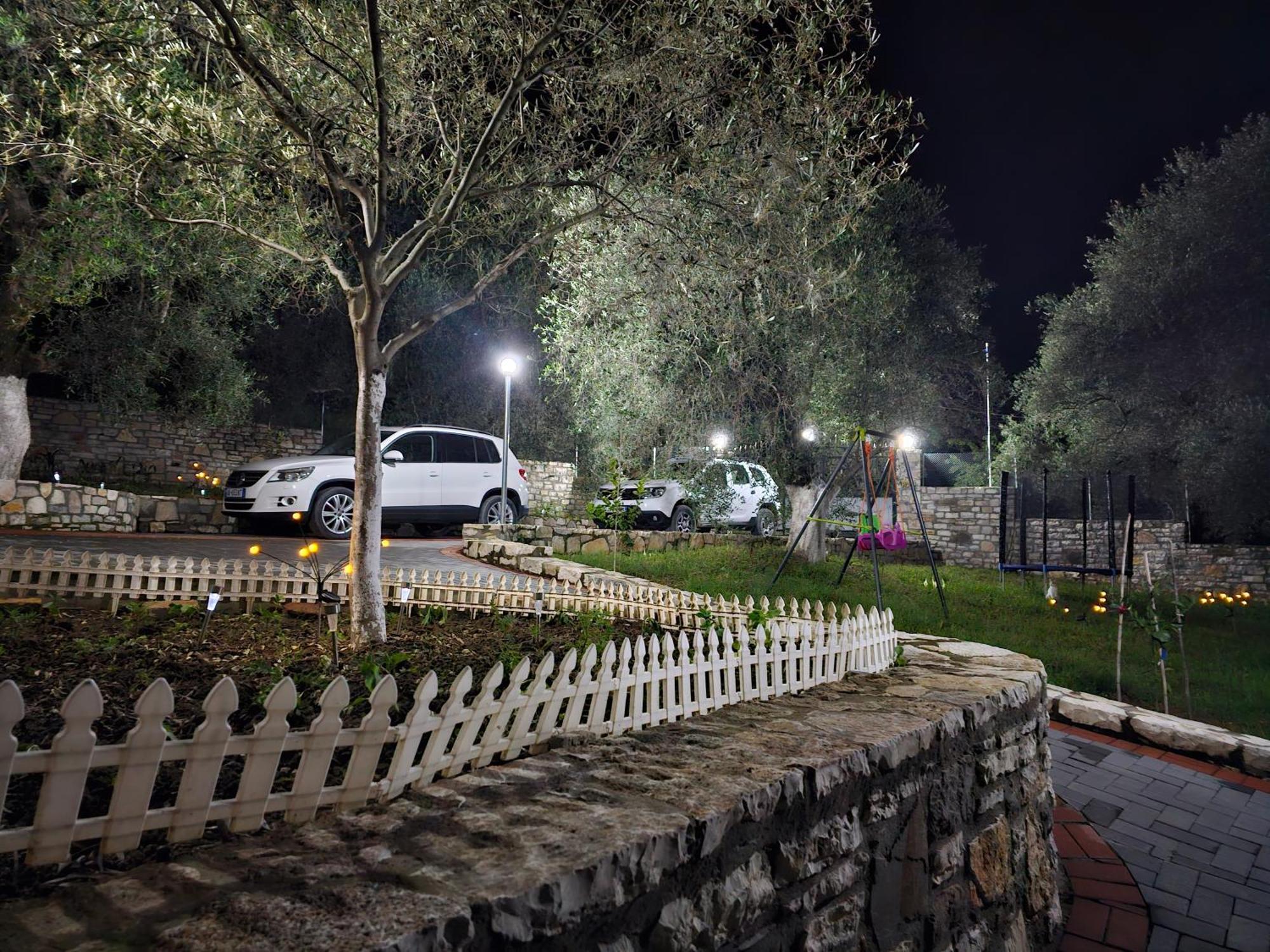 Guesthouse Iljaz Berat Kültér fotó